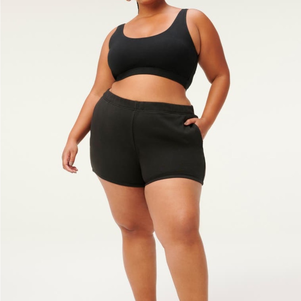 Good American Summer Sweat Shorts Plus Size 8 (fits like 28/24W US) Black